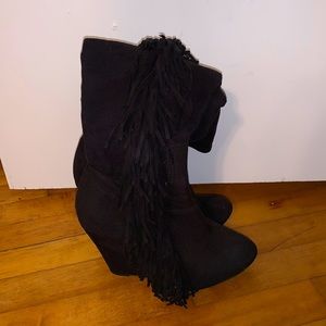 Wedge Fringe Boots